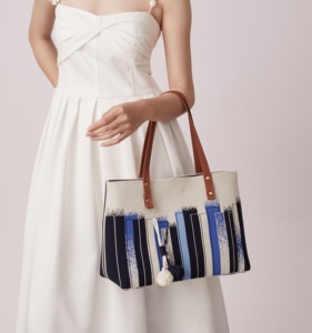 Ladies 'thời trang tùy chỉnh-thực hiện Túi xách vai Túi chất lượng cao Tie-Dye nghệ thuật mô hình hình học bán buôn hai tay cầm/dây đai - Product Image 3