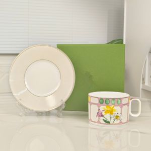 High Quality Light Luxury European Bone China Cups and Saucers Eco-Friendly <b>for</b> Afternoon <b>Tea</b> Wedding <b>Gifts</b> with <b>Gift</b> Boxes - Product Image 5