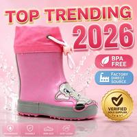 Bottes de pluie pour enfants personnalisées, OEM ODM, en caoutchouc naturel, imperméables, avec col à cordon, pour fournisseurs et marques en gros
