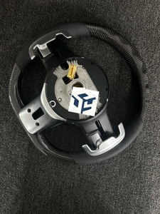 Volant sport en fibre de carbone avec LED pour Mercedes Benz AMG W205 W212 W213 X217 W217 Classe W221 W222 <span class=keywords><strong>S63</strong></span> C300 CLA <span class=keywords><strong>GLE</strong></span> - Product Image 6