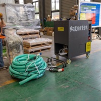 Machine automatique d'isolation en mousse pour l'industrie agricole Nouveau modèle Pulvérisateur de cellulose en fibres minérales inorganiques Efficacité améliorée de la pompe