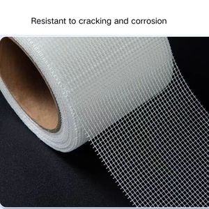 Rinforzo della parete dell'edificio con tessuto in fibra di vetro resistente agli alcali per la facciata e rinforzato con rete in fibra laminata - Product Image 4