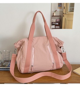 Túi du lịch nhẹ và tối giản với công suất lớn để mang theo các bà mẹ khi đang di chuyển - Product Image 2