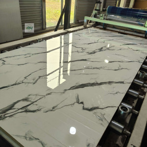 Prezzo basso pannello Kapok alta lucentezza 18mm 12mm melamina laminato melamina tavole di <span class=keywords><strong>compensato</strong></span> foglio Made <span class=keywords><strong>in</strong></span> China per mobili - Product Image 2