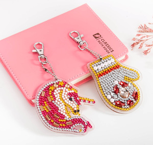 Llavero <span class=keywords><strong>de</strong></span> <span class=keywords><strong>pintura</strong></span> <span class=keywords><strong>de</strong></span> diamantes DIY premium y colorido, con diamantes <span class=keywords><strong>de</strong></span> imitación brillantes, diseño <span class=keywords><strong>de</strong></span> animales y flores, para bolso - Product Image 4