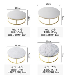 Alzata per Torte a 2 Piani con Supporto in Metallo Dorato e Piano in Marmo - Product Image 6