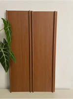 Nouvelles lames WPC et panneaux muraux décoratifs ondulés imperméables avec 150 couleurs pour la rénovation intérieure des maisons et des commerces