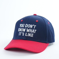 Gorra de béisbol de alta calidad de 6 paneles azul marino rojo de dos tonos 100% algodón ajustable estructurado gorra de béisbol de 6 paneles