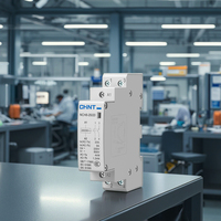 CHINT NCH8-25/20 Monophasé Petit Contacteur Inverseur Modulaire 2NO 220V avec Fonctionnement Manuel pour Électricité AC