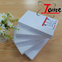 Haute densité de panneau de mousse de PVC pour des armoires de cuisine imperméabilisent le prix de gros de panneau de PVC 18mm
