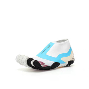 Chaussures de fitness Fivefingers en mesh unisexes avec semelle extérieure en caoutchouc et semelle intermédiaire en EVA pour l'été et l'entraînement de yoga - Product Image 4