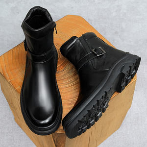 Mocassins décontractés pour hommes de haute qualité, fabriqués en cuir de vachette de première qualité avec un revêtement respirant pour les pieds. Chaussures de luxe pour hommes. - Product Image 1