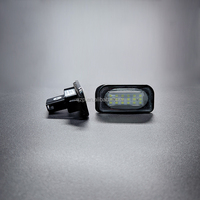 Accessoires de voiture faciles à installer Lampe d'immatriculation à LED pour Benz W203 4D 2001-2007
