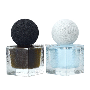 Botella de Perfume Cuadrada Negra al por Mayor con Pulverizador de Bomba, 30ml, 50ml, 100ml, Botella Vacía con Tapa de Piedra Volcánica - Product Image 2