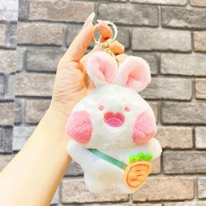 Porte-clés en peluche jouets lapin et carotte petite poupée porte-clés suspendus en peluche mignon lapin porte-clés lapin jouets en peluche - Product Image 3