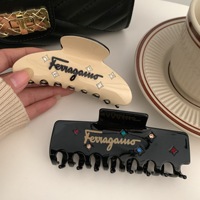 BELLEWORLD vente en gros LOGO personnalisé mode coréenne acétate pinces à cheveux pour femmes Vintage rétro lettre grandes pinces léopard