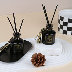 Parfum d'ambiance 50 ml Huile essentielle Bouteille en verre Diffuseur de parfum à bâtonnets longue durée avec des parfums personnalisés - Product Image 2