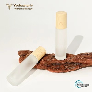 Botella de agua de plástico con tapa de madera, pequeña, portátil, para acampar al aire libre, 1 unidad, para todas las estaciones - Product Image 3
