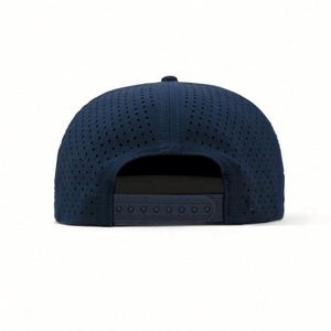 Gorra de Béisbol de Alta Calidad de 5 Paneles con Logotipo de PVC y Goma, Impermeable, con Orificios Cortados con Láser y Cuerda - Product Image 4