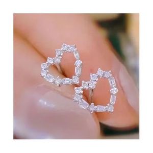 Xinfly 18k Solid Gold Heart Shape Stud <b>Earrings</b> 0.12ct Natural Diamond <b>Cute</b> Trendy Design for Girls' Wedding Party or Gift - Product Image 1