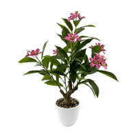 Plante artificielle de Plumeria rose en pot avec pot blanc en PE, fleur réaliste imperméable, plante artificielle pour la décoration de Noël à la maison