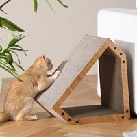 Griffoir pour chat pliable de style moderne en gros, 6 côtés, en carton ondulé triangulaire, grattoir pour chat en carton ondulé