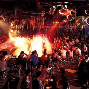 136&deg; Ultra-Wide 4x3\" Passive <strong>Line</strong> <strong>Array</strong> <strong>Speaker</strong> Low Distortion P Column System with Wooden Material AC Power Supply - Product Image 6