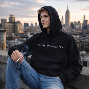 Sudadera con Capucha Negra Personalizable para Hombre, Diseño Gráfico 'The World Turned Upside Down', Bolsillo Canguro Extra Grande, Estilo Casual Urbano - Product Image 5