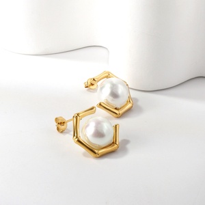 Oferta Relámpago: Aretes de Perlas de Acero Inoxidable Chapados en Oro, Resistentes al Agua y al Deslustre, para Regalo de Mujer - Product Image 4