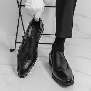 Chaussures en cuir à bout pointu style brogue Printemps 2026 – Tendance, formelles, décontractées, grandes tailles - Product Image 1