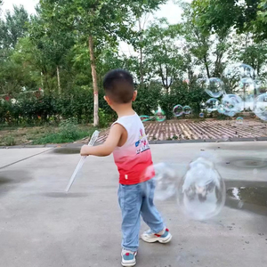 Vente en gros de jouets à bulles géantes en plastique de 46cm 38cm 26cm, baguettes géantes pour machine à bulles de <span class=keywords><strong>savon</strong></span>, bâton pour enfants, fête en plein air, jeu neutre - Product Image 5