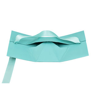 Hộp Giấy Ưa Thích Hộp Bao Bì Đồ Trang Sức Hộp Hình Tam Giác Màu Tím - Product Image 1