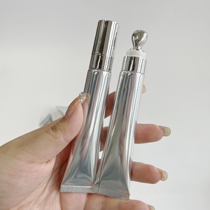 Großhandel Extrem Sofort Aufpolsternder Peptid-Lippenvergrößerer <span class=keywords><strong>Gloss</strong></span> mit Eigenmarke - Product Image 1
