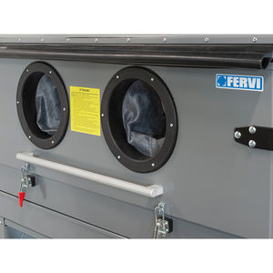 เครื่องพ่นทรายแบบมีแรงดัน0615 fervi พร้อมเครื่องสกัดแยก0.7kW - Product Image 3