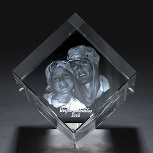 Factory <strong>Customized</strong> Heart Shape <strong>Blank</strong> <strong>Crystal</strong> Cube for 3d Laser Enghaving Christmas Gifts, Company Souvenirs <strong>Blank</strong> <strong>Crystal</strong> - Product Image 3
