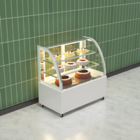 Vitrine commerciale de gâteau réfrigéré avec éclairage LED Cadre en marbre Fonction de dégivrage Plan de travail pour boulangerie et vente au détail