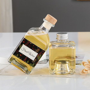 <span class=keywords><strong>Carafe</strong></span> transparente de qualité supérieure de 500 ml, recyclable, à fond encastré, 16 oz, bouteille à vin unique concave <span class=keywords><strong>avec</strong></span> <span class=keywords><strong>bouchon</strong></span> en liège - Product Image 6