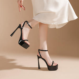 Nouvelles <span class=keywords><strong>sandales</strong></span> compensées <span class=keywords><strong>noires</strong></span> sexy à talon fin et bride, bout rond, imperméables, pour femme, collection Printemps/Été 2026 - Product Image 3