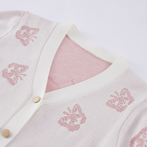 Tùy Chỉnh Womens Áo Len Dài Tay Áo V Cổ Nút Bướm Thêu Mô Hình Dệt Kim Áo Len Jacquard Phụ Nữ Đan Cardigan - Product Image 2