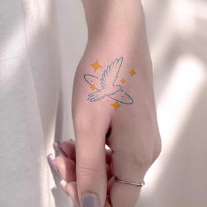 Tatuaggi colorati temporanei adesivi per tatuaggi <span class=keywords><strong>stelle</strong></span> e uccelli simpatici cartoni animati impermeabili adatti per braccia e gambe - Product Image 3