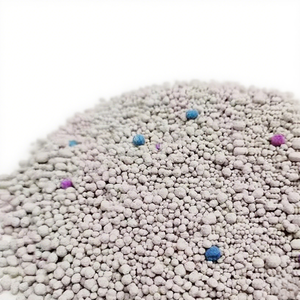 Litière pour chat en bentonite de qualité supérieure Umico de l'usine OEM, 1-3 mm, forte agglomération, faible poussière, forme sphérique, parfum personnalisé, 4 kg/sac - Product Image 4