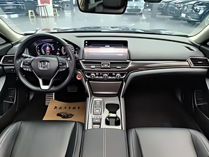 <span class=keywords><strong>Honda</strong></span> <span class=keywords><strong>Accord</strong></span> <span class=keywords><strong>Modelo</strong></span> 2022 Sharp Hybrid 2.0L Phantom Night Sharp Smart Edition - Product Image 6