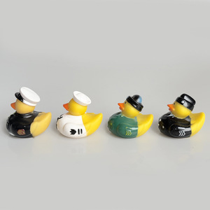 ของขวัญสุดสร้างสรรค์ ตุ๊กตาเป็ดกัปตัน PVC หลากหลายแบบ สำหรับสะสม ของตกแต่งฮาโลวีน ตุ๊กตาเป็ดยาง ของตกแต่งโต๊ะทำงาน - Product Image 3