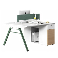 Poste de travail en îlot de bureau, bureau informatique moderne en bois, avec cloison de séparation pour employé, ensemble de mobilier de direction, vente en gros