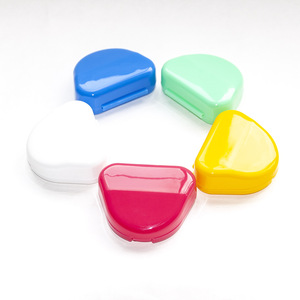 HUIYA Compact Triangular Dental Case Plastic Orthodontic <b>Denture</b> Storage <b>Box</b> For Teeth Whitening Care - Product Image 1