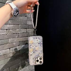 Funda de Teléfono de Lujo con Pedrería Completa y Diseño de Pulsera con Flor de Rosa 3D para <span class=keywords><strong>Honor</strong></span> 300 Huawei P70 Mate 60 - Product Image 6