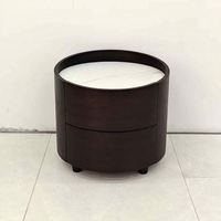 Table de chevet d'angle moderne en bois massif avec base en acier inoxydable pour chambre à coucher d'appartement