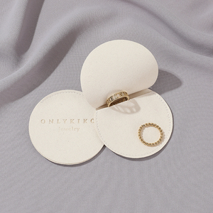 Bolsa de Joyería de Microfibra de Lujo con Logotipo Personalizado Elequeen EQ0008, Empaque Portátil para Anillos, Aretes y Collares - Bolsa de Regalo - Product Image 6