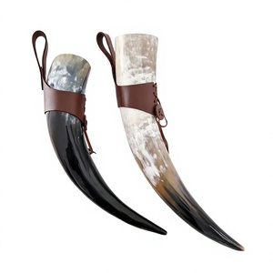 Corne à boire artisanale de luxe en corne de buffle écologique avec sangle en cuir par FAIZA CRAFT à prix abordable - Product Image 1