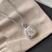 Nouveau Collier Tendance 2026 Hip Hop Géométrique avec Chaîne à Maillons Carrés en Laiton et Pendentif Topaze Plaqué Noir pour Cadeau Unisexe